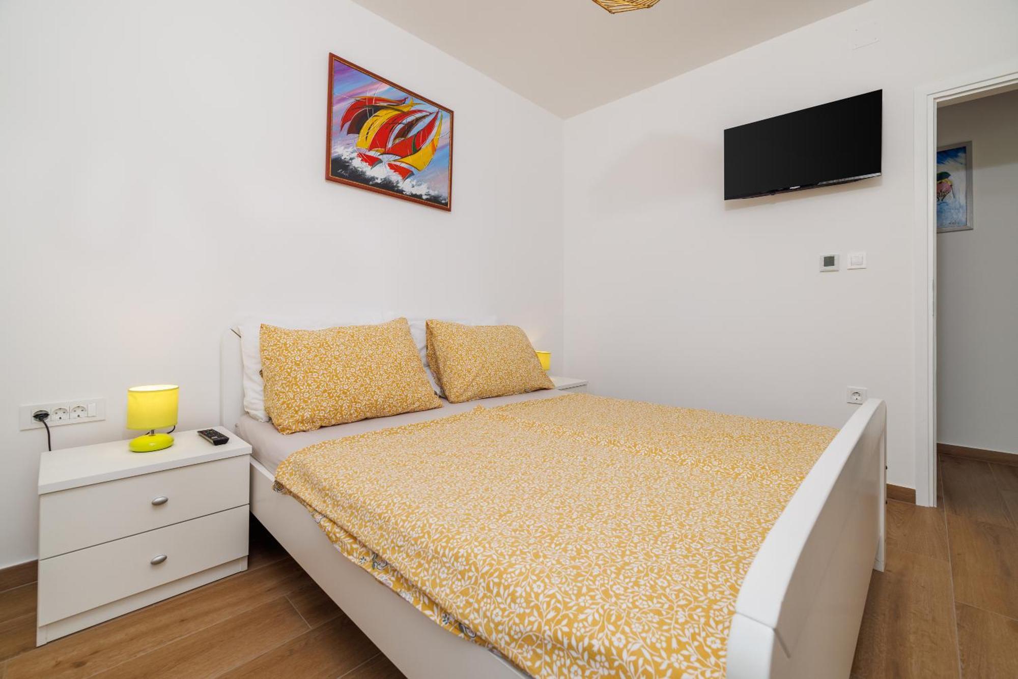 Apartmani Viktorija Ядраново Екстериор снимка