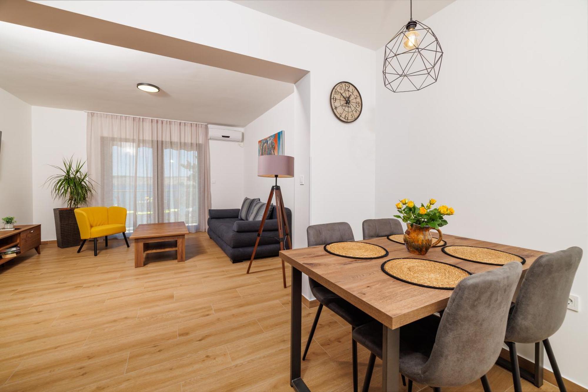 Apartmani Viktorija Ядраново Екстериор снимка