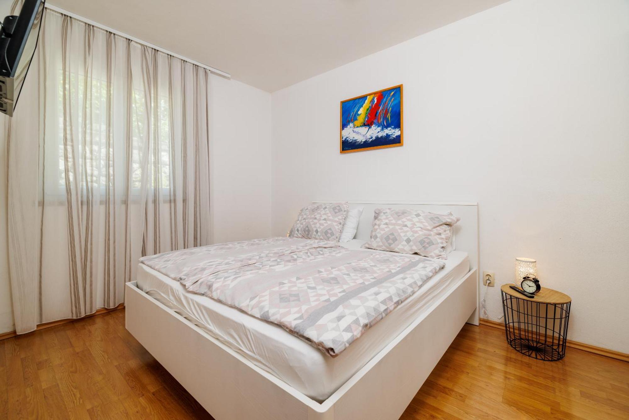 Apartmani Viktorija Ядраново Екстериор снимка