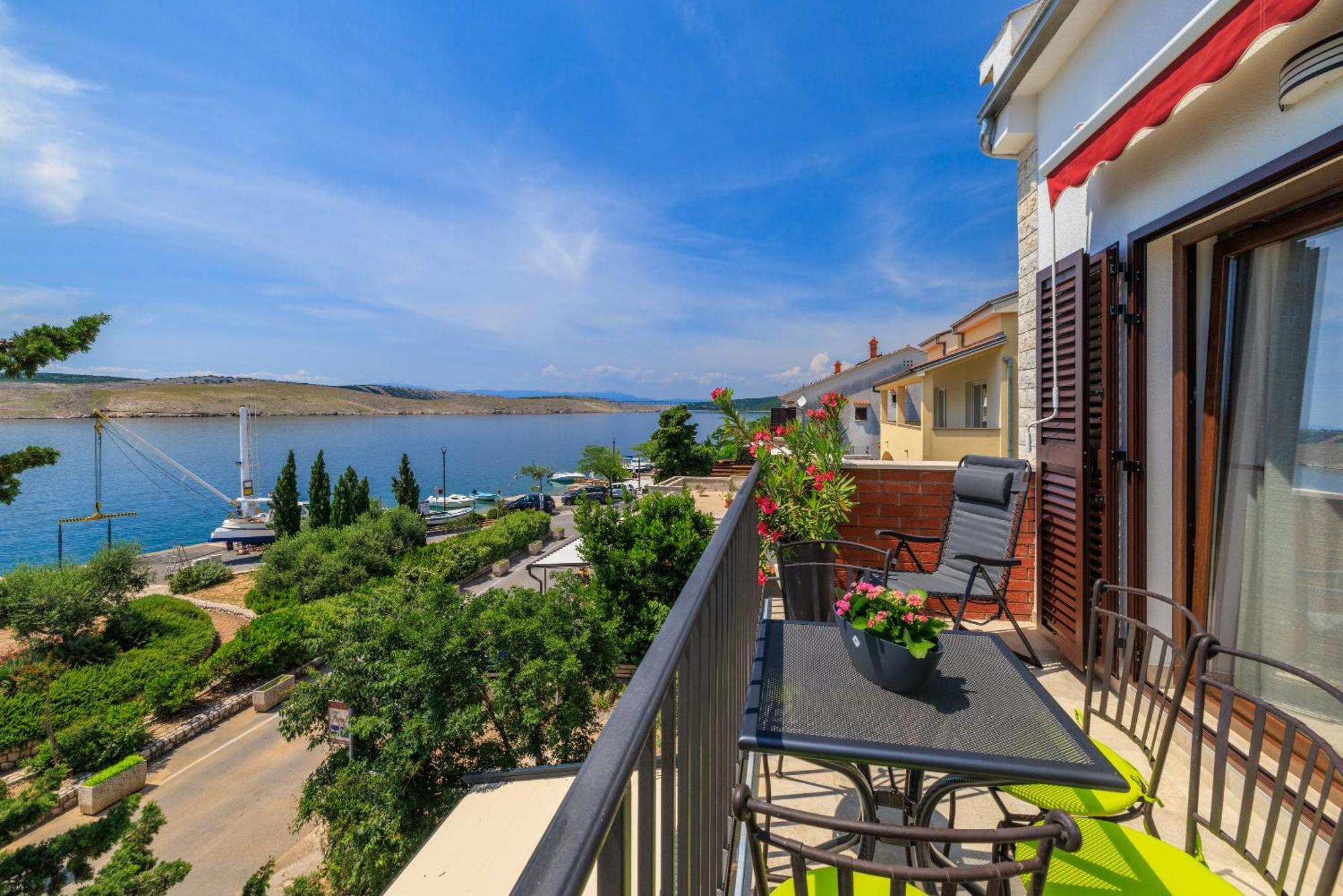 Apartmani Viktorija Ядраново Екстериор снимка